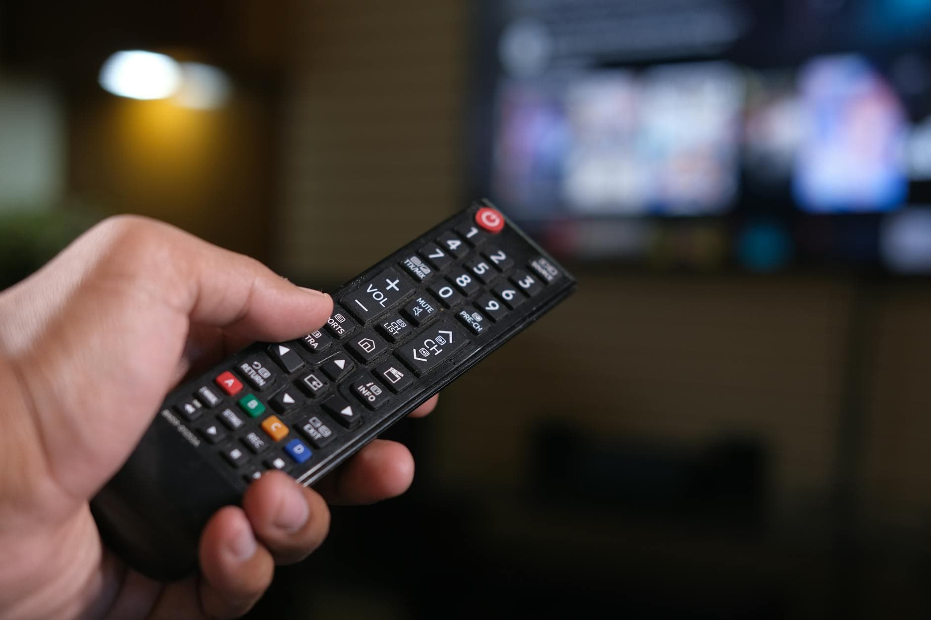 Introducción de las credenciales Xtream en el televisor